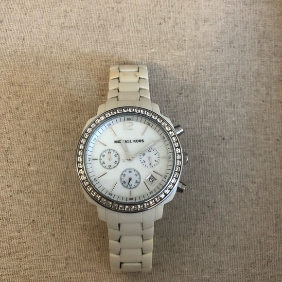 Michael Kors white watch - Picture 3 of 3